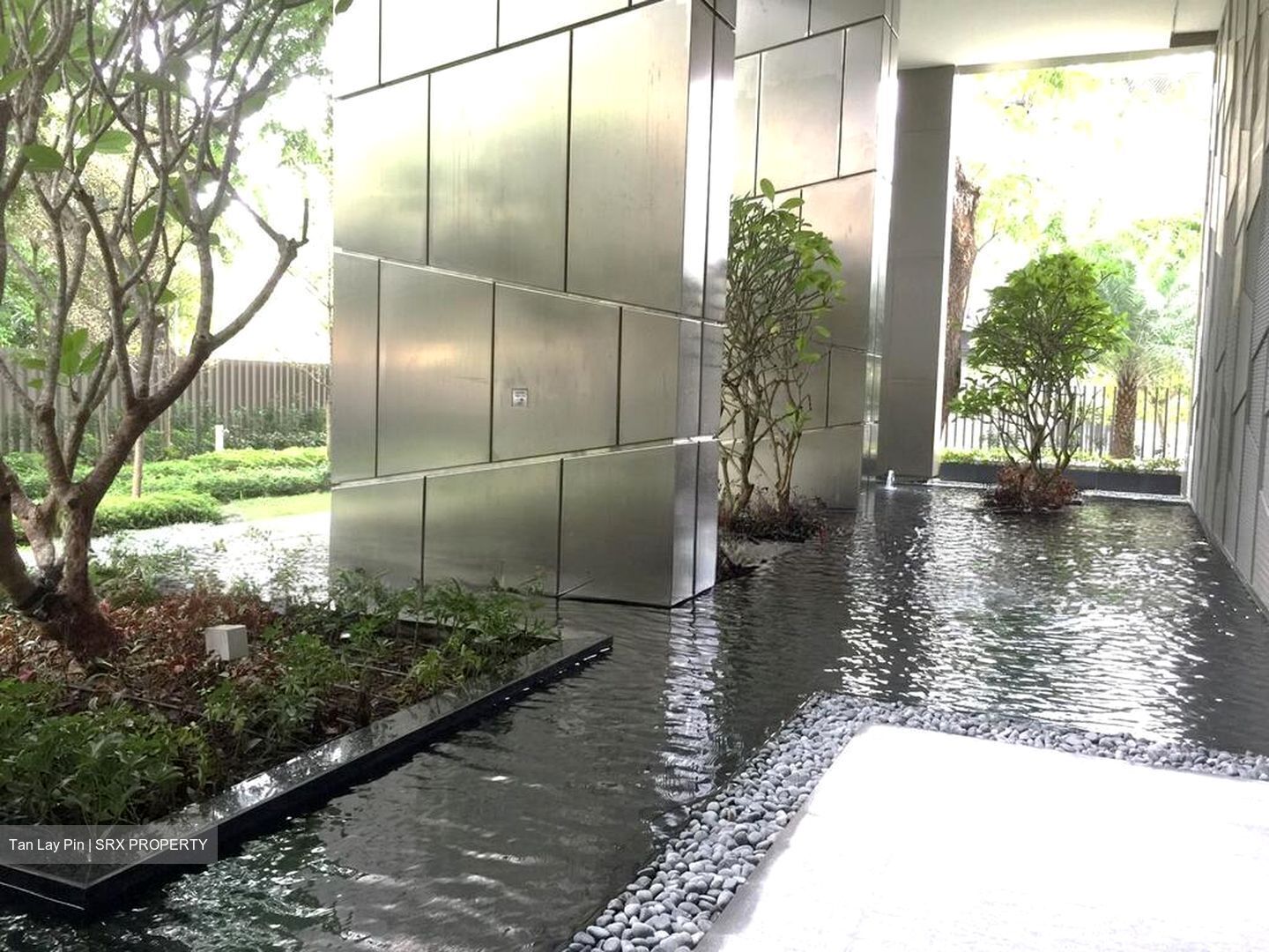 6 Derbyshire (D11), Condominium #501502901